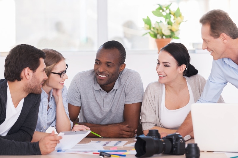 friendly-office-discussion-2023-11-27-05-02-34-utc-1 Strategies for Effective PPC Management